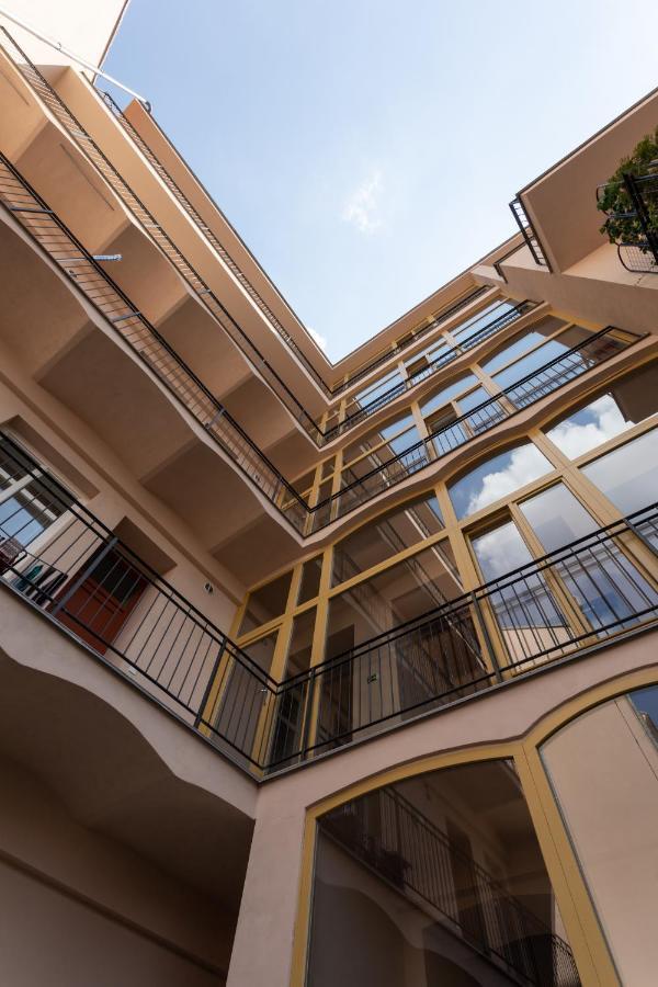 Prague Days - Minimalist Apartment - Easy City Access Exterior photo